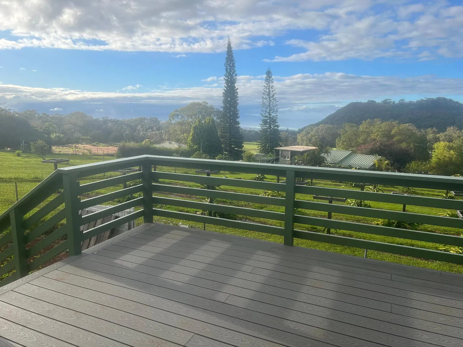Waiahiwi Rd, Makawao — Photo 2