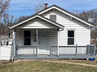 8865 Bobb Ave, Saint Louis, MO 63114