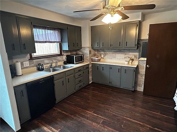 5th image of 4823 Lucerne Rd