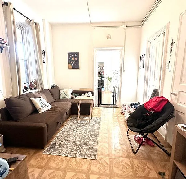 1325 W 18th St #2M — Photo 3