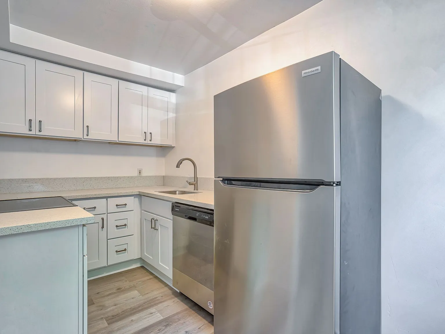 Winona Apartments! — Photo 3