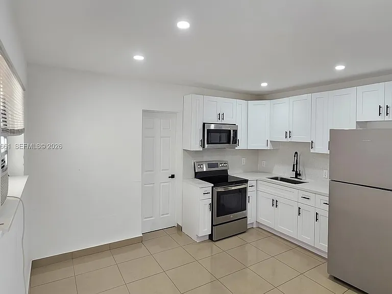 1046 Foster Rd #0 — Photo 6