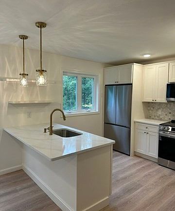 3rd image of 53 Coughlin Rd