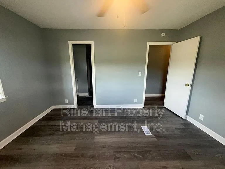 6087 Old York Rd — Photo 11