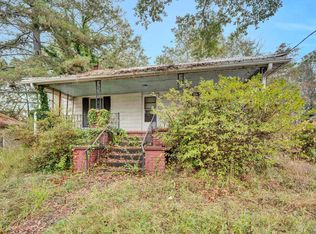 201 Oak Ln, Liberty, SC 29657