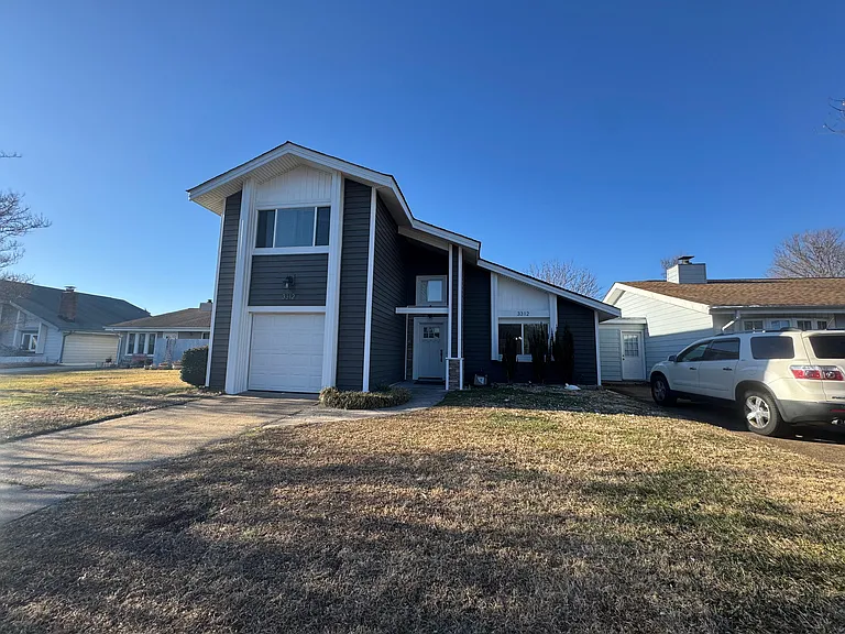3312 Sugar Creek Dr — Photo 1