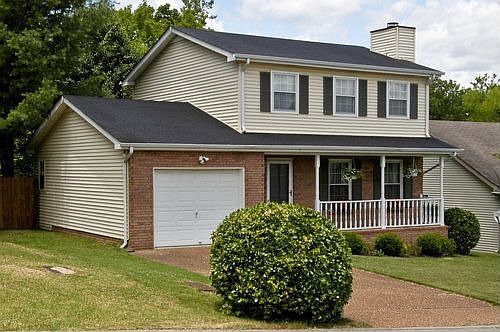 Easy Access to I-65, Grocery/Restaurants/Parks