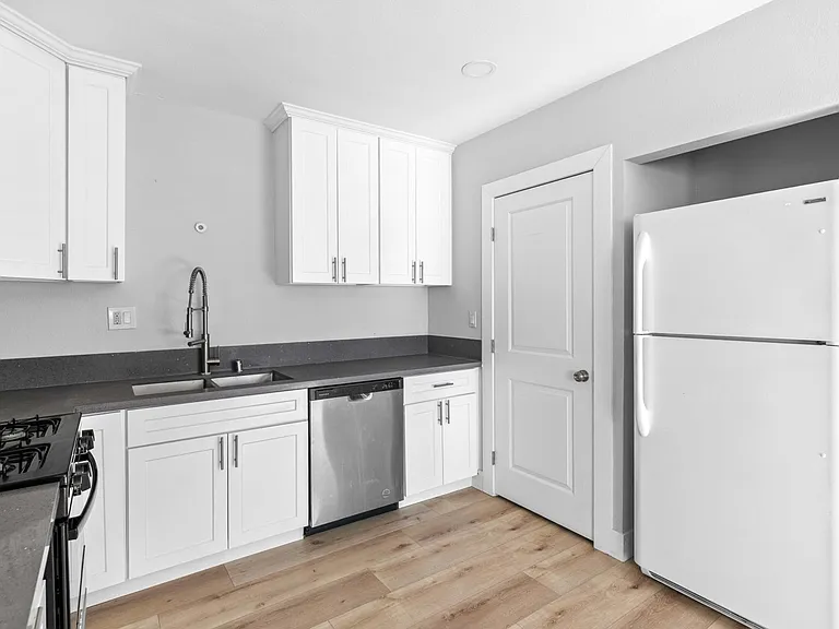 7137 Greeley St #4 — Photo 9