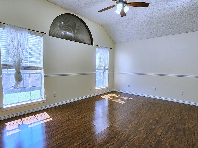 2906 Whetstone Ln — Photo 18