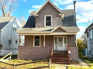 1721 A Ave NE, Cedar Rapids, IA 52402