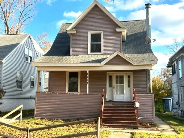 1721 A Ave NE, Cedar Rapids, IA 52402