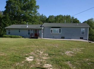 7521 E Arnold Lake Rd, Harrison, MI 48625