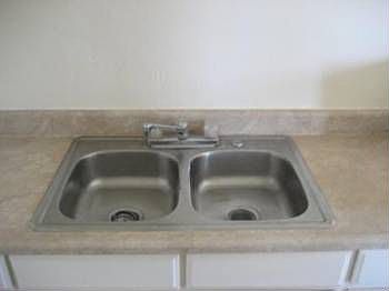 2nd image of 2651 S Manhattan Pl APT 202