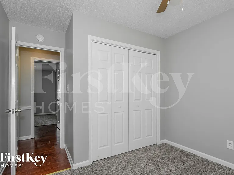 835 S Millon St — Photo 12