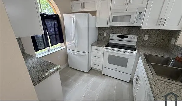 13414 SW 263rd St — Photo 3