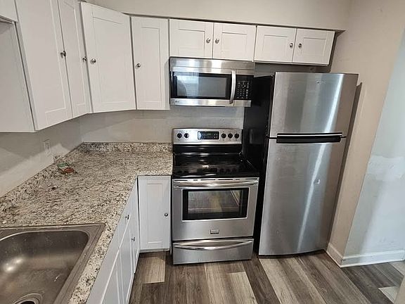 4th image of 323 Forest Park Rd #2-3