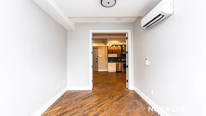Rented by Nooklyn NYC LLC | media 8
