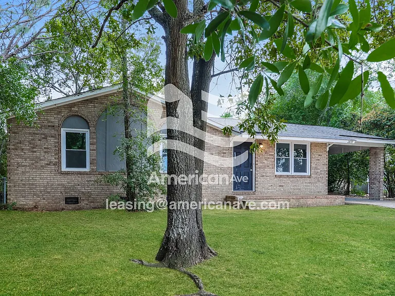 1516493_002_front_view_2.jpg