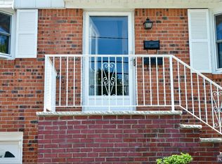 512 Walnut St #2, Ridgefield, NJ 07657