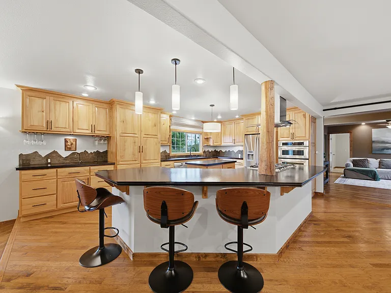 2635 N Meyer Rd — Photo 6