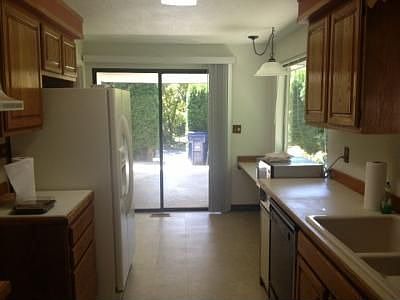 4th image of 16821 Ambaum Blvd S