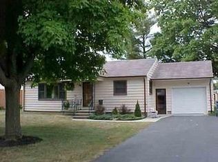 29 Hillcrest Dr, Tiffin, OH 44883