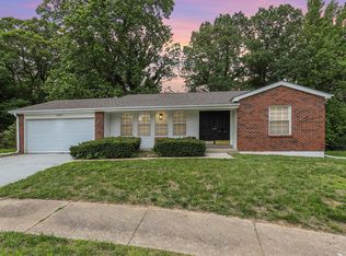 13077 Fox Haven Ct, Florissant, MO 63033