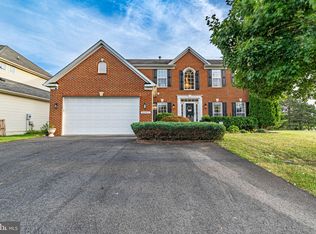 14217 Sharpshinned Dr, Gainesville, VA 20155