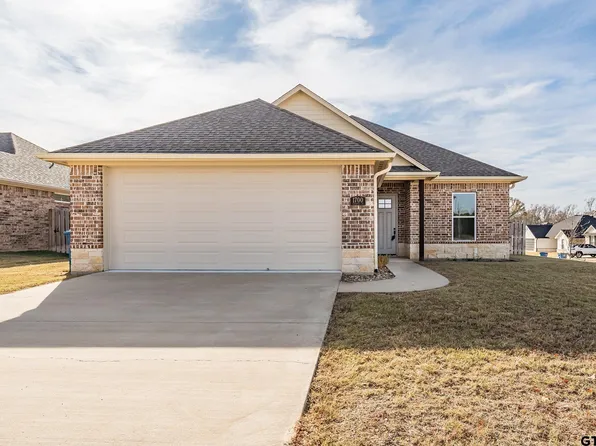 1700 Stephanie Dr, Whitehouse, TX 75791