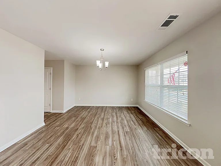 2641 Cider Ridge Rd — Photo 5