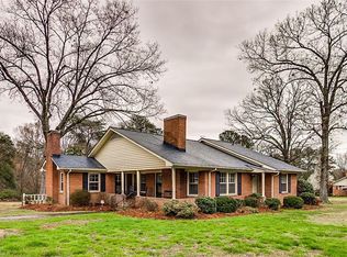 403 Kimrey St, Ramseur, NC 27316