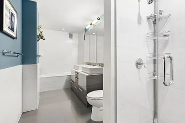 Rented by The SIMPLE Real Estate Co