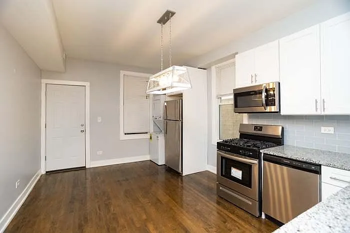 2657 N Ridgeway Ave — Photo 12