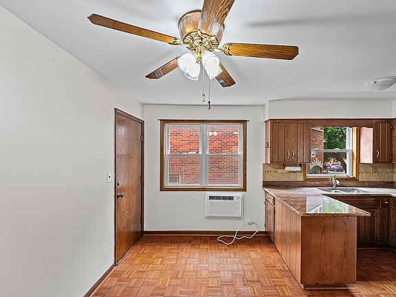 5th image of 4338 N Keeler Ave #2F
