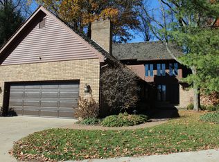 14 Lasalle Ct SE, North Canton, OH 44709