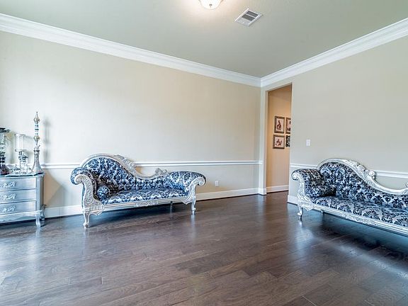 3rd image of 9714 Stonecross Bend Dr