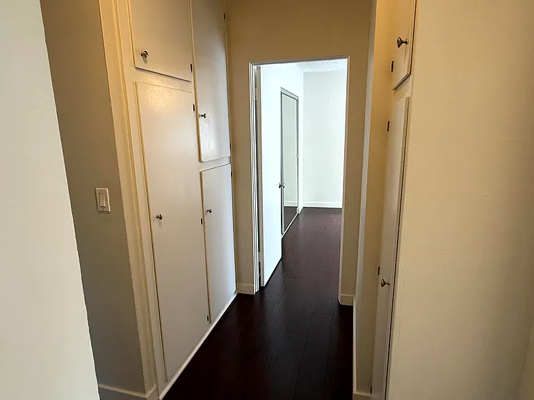 5044 W Maplewood Ave #8 — Photo 15