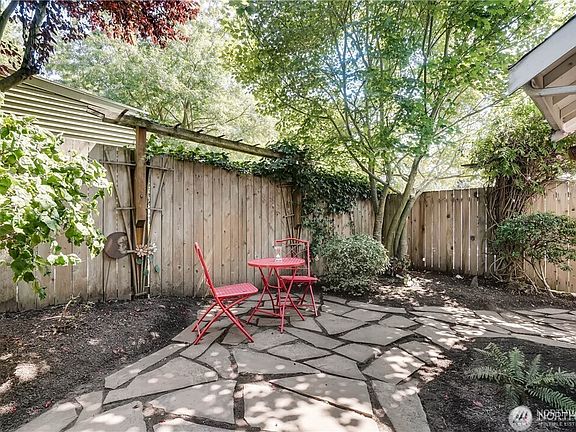 3rd image of 1417 N 97th Street