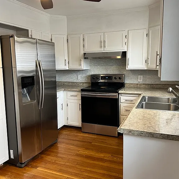 25 Franklin St #25 — Photo 6
