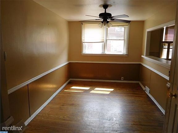 4th image of 1364 Wells St