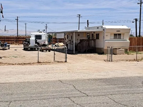 222 1st St, Niland, CA 92257