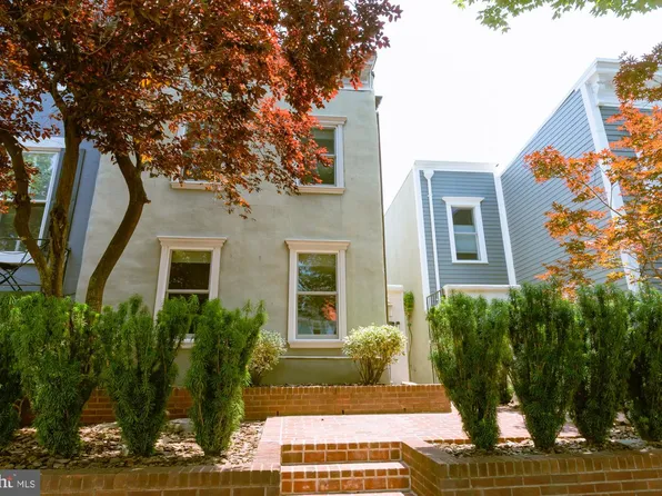 524 6th St SE, Washington, DC 20003