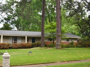 62 Grove Park Cir, Memphis, TN 38117