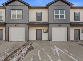 100 Saw Creek Dr #C, Fisher, IL