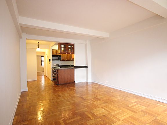 3rd image of 251 W 74th St APT 5b