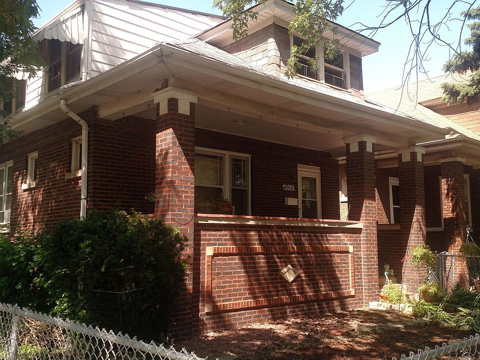 1st image of 4956 W Oakdale Ave