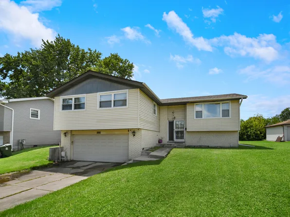 17800 Michael Ave, Country Club Hills, IL 60478