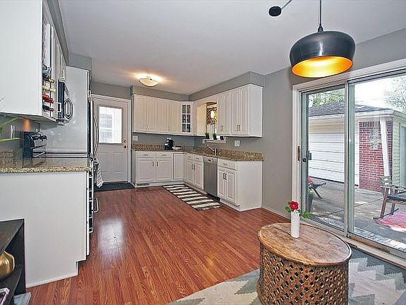 5th image of 1251 Sheridan St