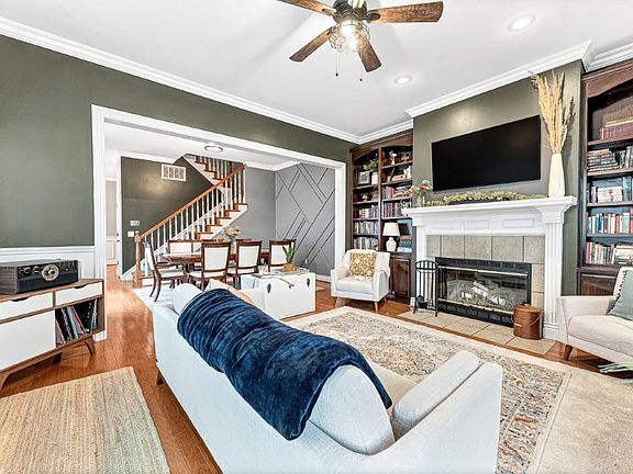 2nd image of 3576 W Clabber Creek Blvd