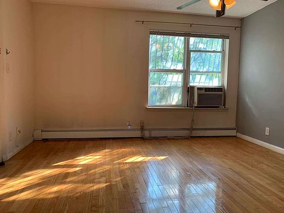 5th image of 45 W 118th St #2122